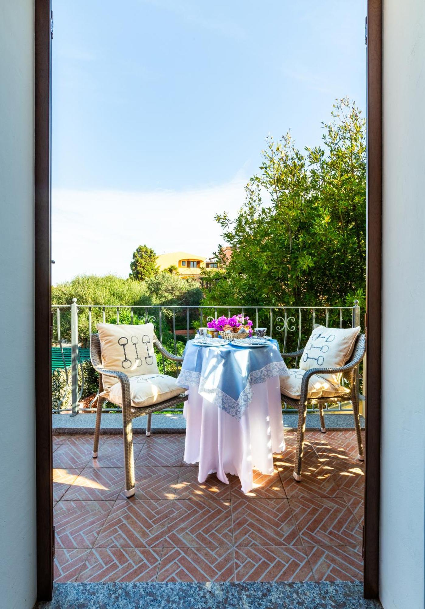 Le Maschere B&B Santa Teresa di Gallura Esterno foto